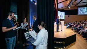 Socio estratégico para industria farmacéutica coordinando evento de educación médica continua con Lapharcon